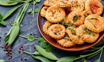Biscotti aromatizzati con erbe: una delizia unica per il palato