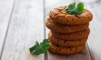 Biscotti con erbe officinali: ricette uniche per benessere