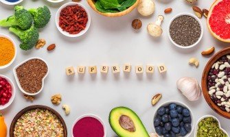 Superfoods: la tua guida completa per una dieta ricca di nutrienti