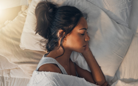 Rimedi naturali per migliorare il sonno in estate Rimedi naturali per migliorare il sonno in estate