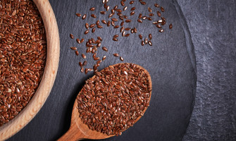 semi di lino benefici e tisana naturale per la digestione