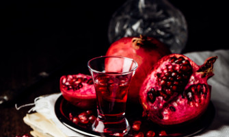 Amaro al melograno: ricetta casalinga tra tradizione e innovazione