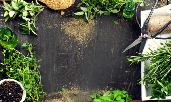 Erbe in cucina: guida pratica tra tradizione e ricette moderne