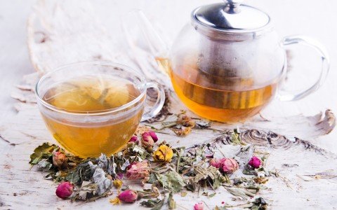 Sollievo in tazza: scoprite i potenti poteri delle tisane contro la diarrea Sollievo in tazza: scoprite i potenti poteri delle tisane contro la diarrea