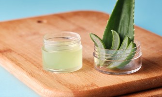 Aloe vera gel puro per la pelle: proprietà, benefici e utilizzi