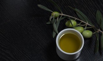Foglie di olivo come usarle e i loro benefici
