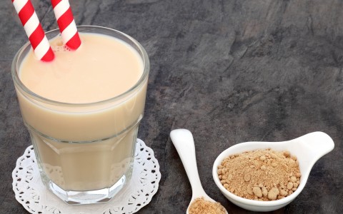 Maca nera, rossa, gialla: differenze e proprietà e vantaggi Maca nera, rossa, gialla: differenze e proprietà e vantaggi