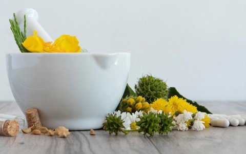 Rimedi naturali per l'acidità e il reflusso: impara come prevenire e alleviare i sintomi Rimedi naturali per l'acidità e il reflusso: impara come prevenire e alleviare i sintomi