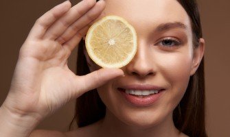 Rimedi naturali contro le occhiaie