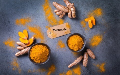 Integra la curcuma nella tua dieta: scopri benefici e ricette Integra la curcuma nella tua dieta: scopri benefici e ricette