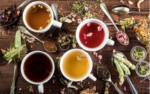 Le tisane dopo pasto Le tisane dopo pasto