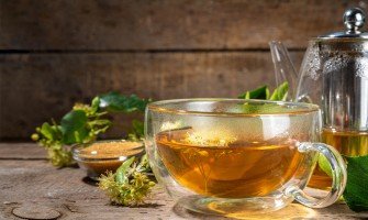 Tisana al tiglio un rimedio naturale per lo stress e l'ansia