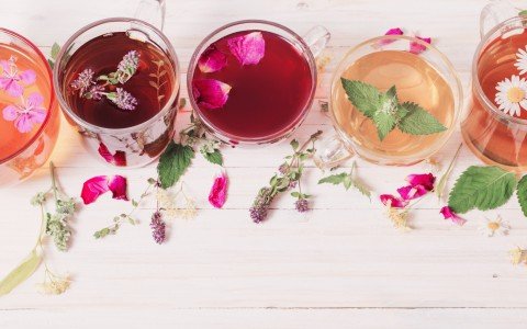 Tisane alle erbe per prevenire e curare il raffreddore Tisane alle erbe per prevenire e curare il raffreddore