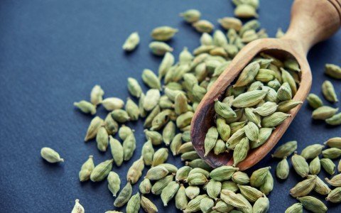 Cardamomo semi come si usano e loro benefici Cardamomo semi come si usano e loro benefici