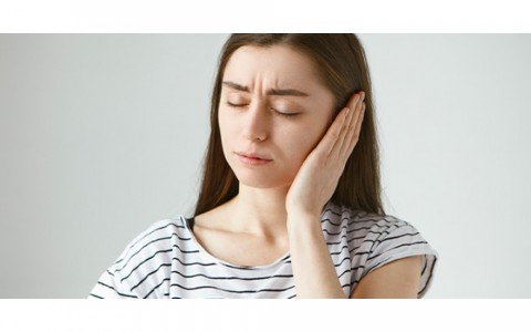 Rimedi naturali otite e mal d'orecchio Rimedi naturali otite e mal d'orecchio